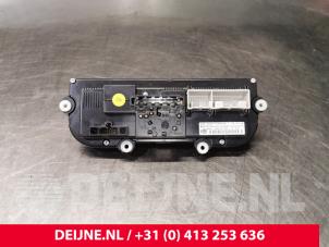 Volkswagen Caddy Kachel Bedieningspaneel O130380 foto 2