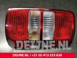 Gebruikte Achterlicht rechts Volkswagen Caddy III (2KA,2KH,2CA,2CH) 1.6 TDI 16V Prijs € 30,25 Inclusief btw aangeboden door van Deijne Onderdelen Uden B.V.