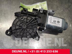 Volkswagen UP Raammotor Portier O130409 foto 3