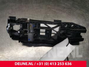 Volkswagen UP Türgriff 4-türig links vorne O130428 foto 3