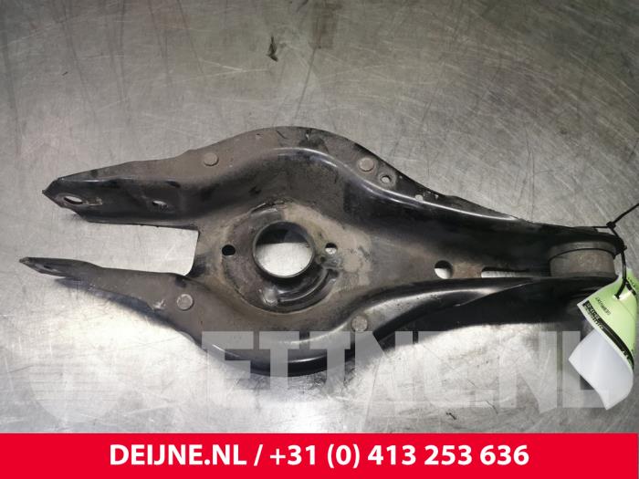 BMW 3-Serie Federteller rechts hinten O130665