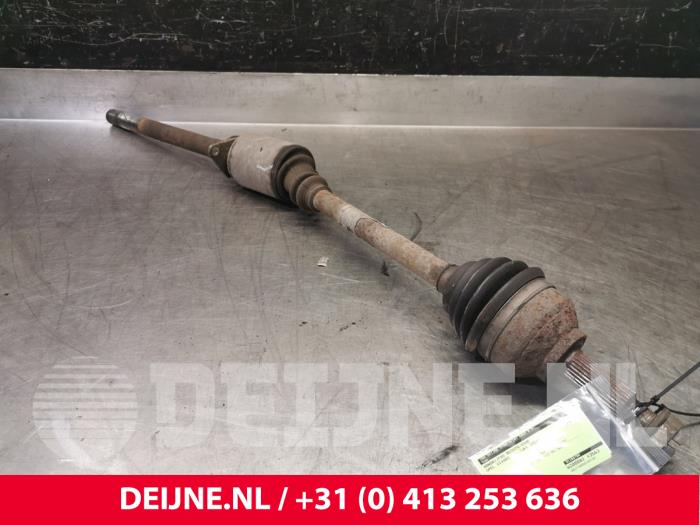 Opel Vivaro Antriebswelle rechts vorne O130702