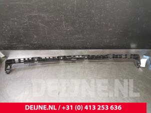 Volkswagen Golf Stoßstangenstütze mitte hinten O130747 foto 3