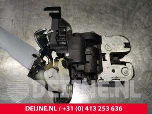 Audi A1 Tailgate lock mechanism O130774 photo 2