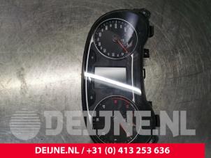 Audi A1 Odometer KM O130787 photo 2
