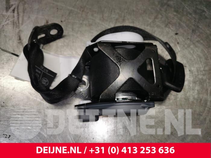 Audi A1 Veiligheidsgordel rechts-achter O130796