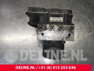 Mercedes Sprinter ABS Pomp O130802 foto 2