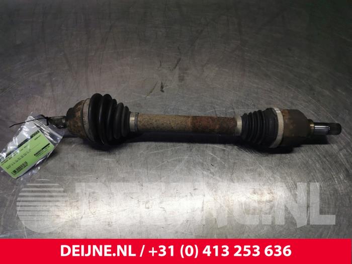 Gebruikte Steekas links-voor Citroen Berlingo 1.6 Hdi 75 Prijs € 90,75 Inclusief btw aangeboden door van Deijne Onderdelen Uden B.V.