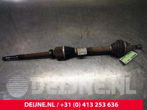 Gebruikte Aandrijfas rechts-voor Citroen Berlingo 1.6 Hdi 75 Prijs € 90,75 Inclusief btw aangeboden door van Deijne Onderdelen Uden B.V.