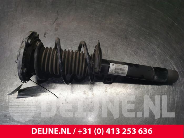 BMW 3-Serie Stoßdämpferstrebe links vorne O130846