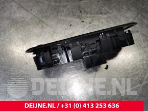 Peugeot 308 Electric window switch O130862 photo 2