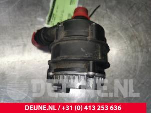 BMW 3-Serie Extra waterpomp O130893 foto 3