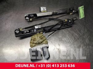 Seat Leon Ruitmechaniek 4Deurs rechts-voor O130975 foto 2