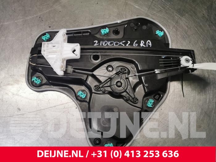 Volkswagen Golf Rear door window mechanism 4-door, right O130997