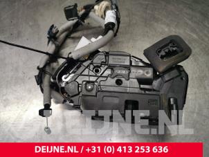 Volkswagen Golf Türschlossmechanik 4-türig rechts vorne O131002 foto 3