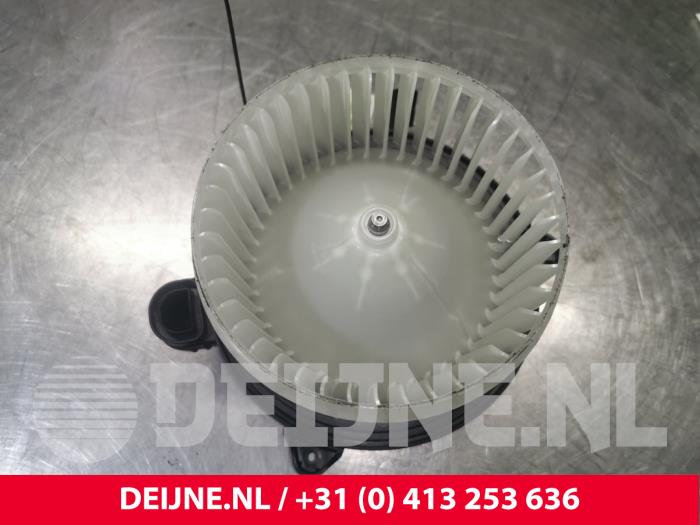 Polestar 2 Heizung Belüftungsmotor O131085