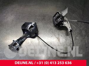 Mercedes Sprinter Türschlossmechanik 2-türig links O131108 foto 2