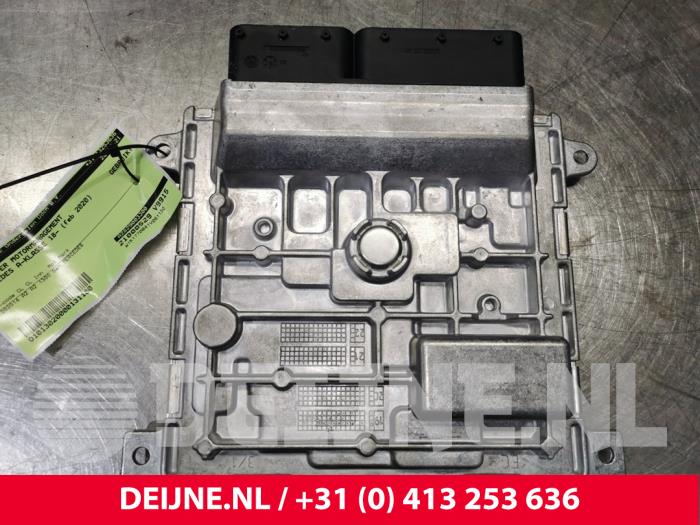 Mercedes A-Klasse Engine management computer O131180