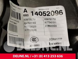 Mercedes A-Klasse Ruitmechaniek 4Deurs links-achter O131196 foto 3