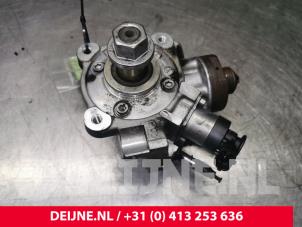 Peugeot Partner Brandstofpomp Mechanisch O131237 foto 2