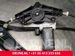 Volkswagen Golf Window mechanism 4-door, front left O131262 photo 2