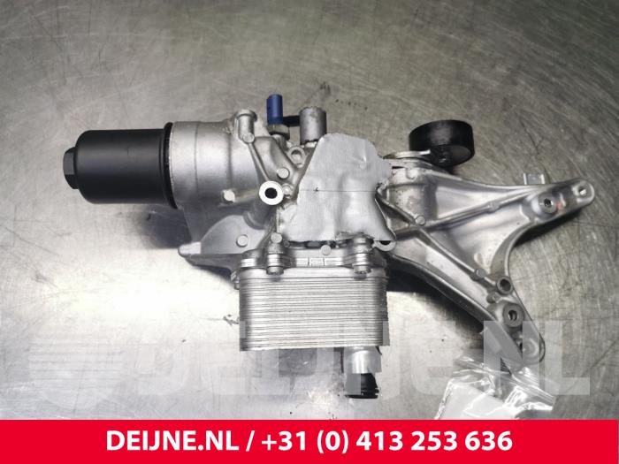Audi A5 Ölfiltergehäuse O131337