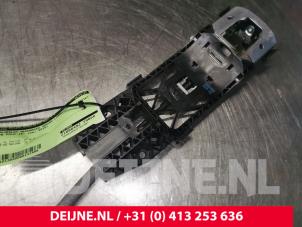 Volkswagen Polo Deurslot Mechaniek 4Deurs links-voor O131495 foto 3