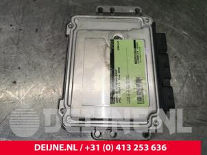 Opel Vivaro Engine management computer O131579 photo 2