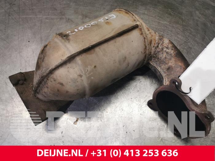 Gebruikte Katalysator Opel Vivaro 1.9 DI Prijs € 242,00 Inclusief btw aangeboden door van Deijne Onderdelen Uden B.V.