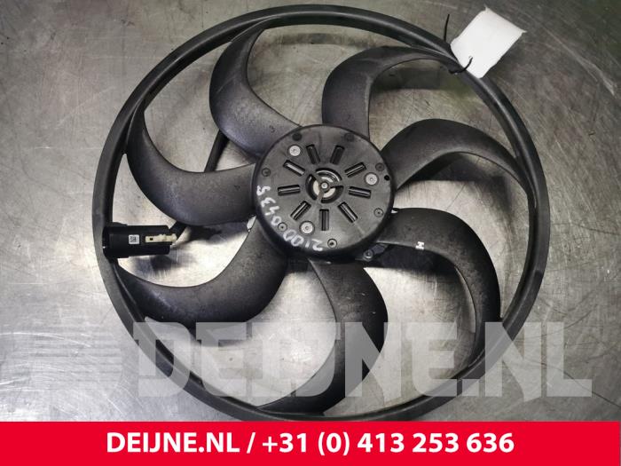Volvo XC40 Koelvin O131685