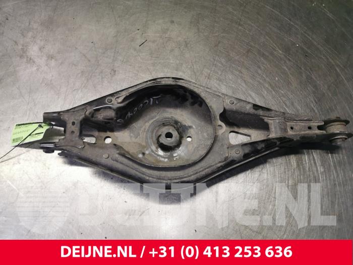 Volvo XC40 Veerschotel rechts-achter O131703