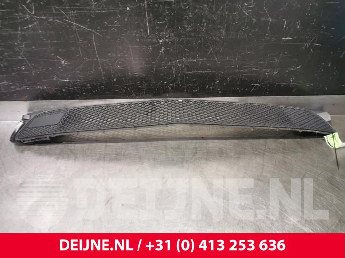 Mercedes A-Klasse Bumperdeel midden-voor O131721