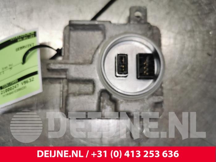 Volvo V40 Xenon-Starter O131859