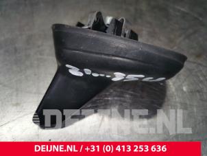 Volkswagen Golf Antenna O131978 photo 2