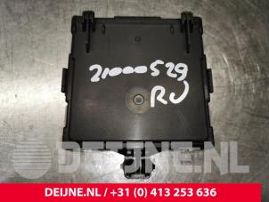 Mercedes A-Klasse Central door locking module O132020 photo 2
