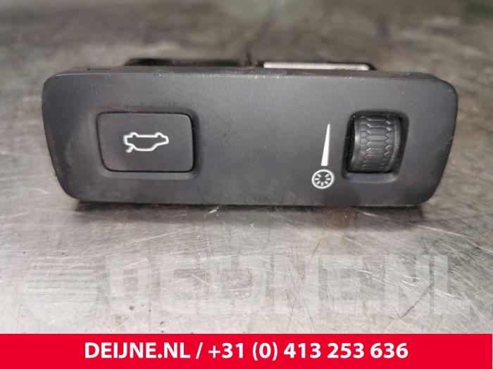 Volvo XC40 Cockpit dimmer O132196