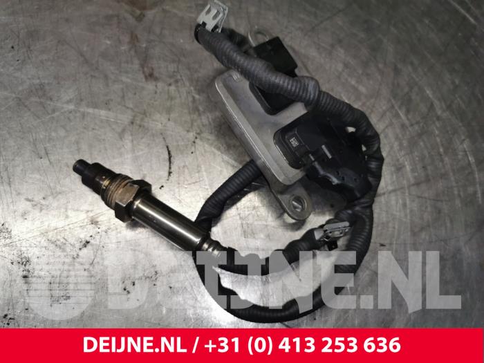 Gebruikte Nox sensor Mercedes Vito (447.6) 2.0 114 CDI 16V Prijs € 211,75 Inclusief btw aangeboden door van Deijne Onderdelen Uden B.V.