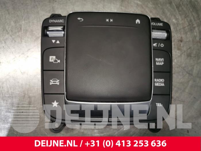 Mercedes A-Klasse Regelunit Multi Media O132260