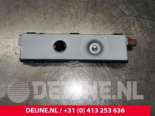 Mercedes A-Klasse Antennenverstärker O132317 foto 2