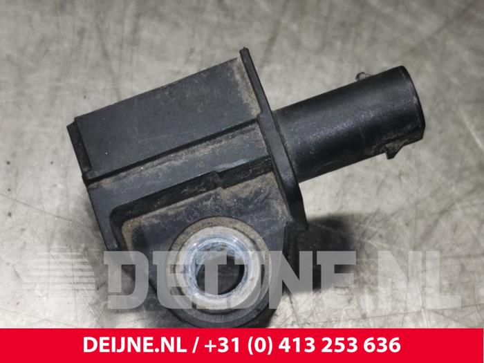 Volkswagen Golf Airbag Sensor O132348