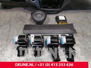 Mercedes B-Klasse Airbag-Set + Armaturenbrett O132356 foto 2