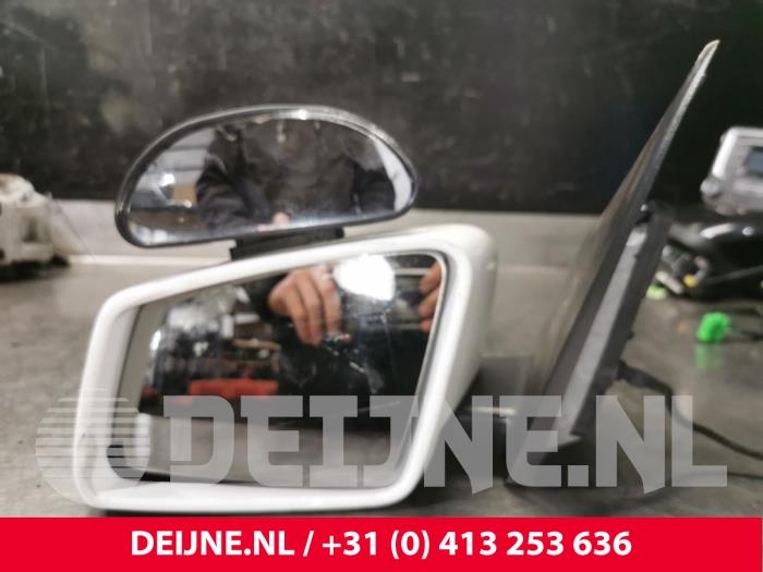 Mercedes B-Klasse Außenspiegel links O132361