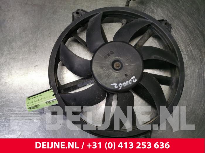 Peugeot Partner Kühlgebläse O132362