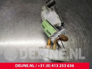 BMW 1-Serie Electric fuel pump O132364 photo 2