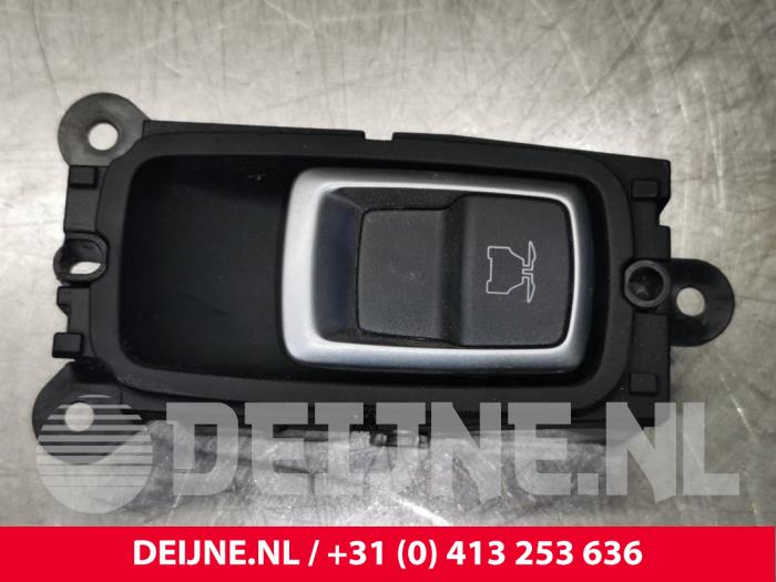 Tesla Model X Schakelaar portier bediening O132367