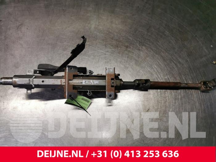 Volkswagen Golf Steering column housing O132401