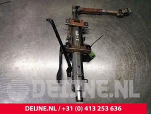 Volkswagen Golf Steering column housing O132401 photo 2