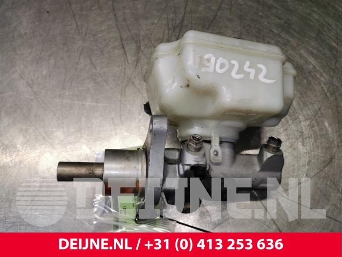 Hoofdremcilinder van een Volkswagen Golf VI (5K1) 1.4 16V 2012