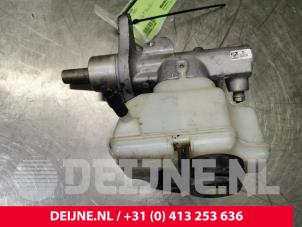 Gebruikte Hoofdremcilinder Volkswagen Golf VI (5K1) 1.4 16V Prijs € 50,00 Margeregeling aangeboden door van Deijne Onderdelen Uden B.V.