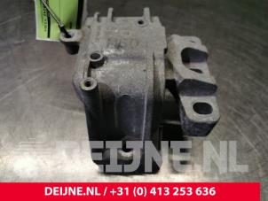 Volkswagen Golf Motorsteun O132500 foto 2